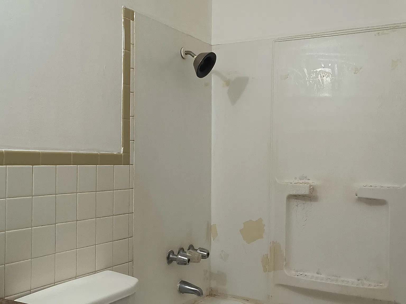 2817-2819 South Apple Street - 2819 — Photo 4