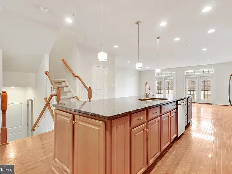 7307 Trappe St — Photo 12