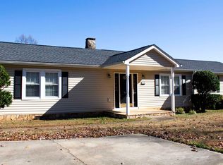 905 Pace Bridge Rd, Easley, SC 29640