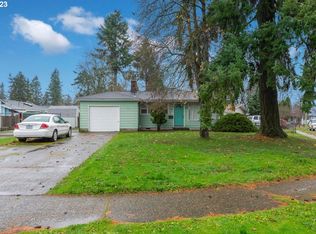 11735 NE Stanton St, Portland, OR 97220