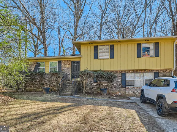262 Leafwood Ln, Riverdale, GA 30274