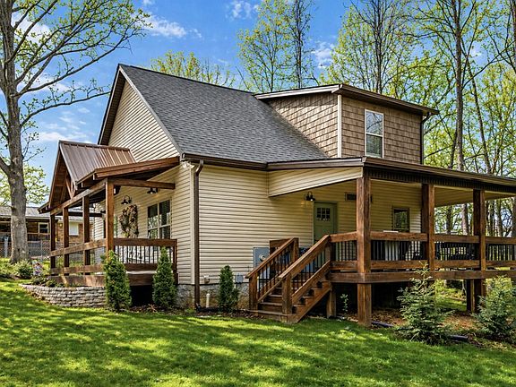 2nd image of 103 Pigeon Hollow Rd