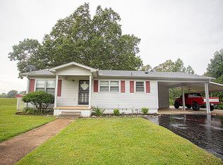 920 State Route 225, Henderson, TN 38340