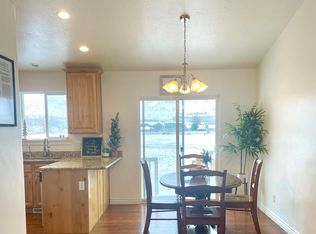3728 N Tumwater Ln, Eagle Mountain, UT 84005