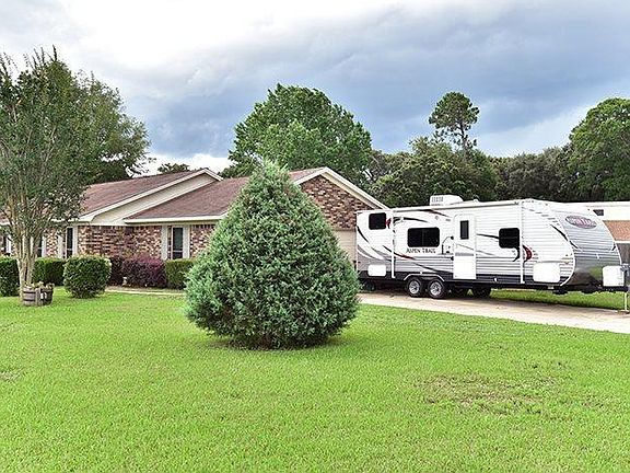 3rd image of 2238 Country Place Cir