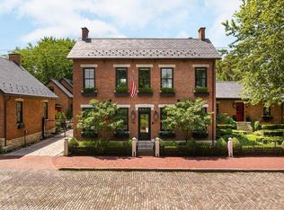 229 E Beck St, Columbus, OH 43206