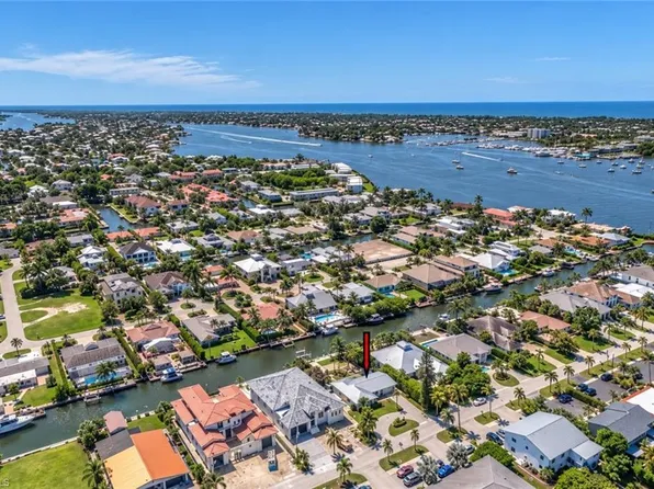 1540 CURLEW AVE, NAPLES, FL 34102