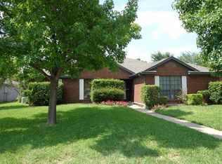 2313 Brookside Dr, Rowlett, TX 75088