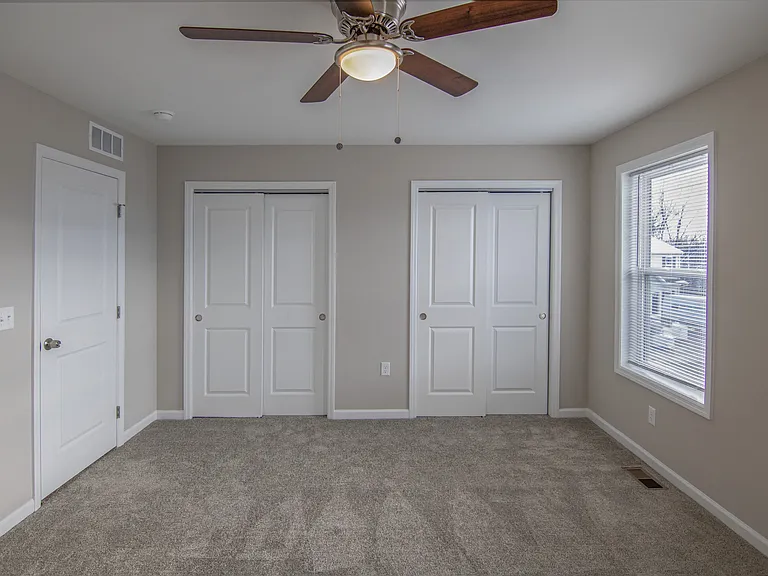 101 Missouri Ct — Photo 6