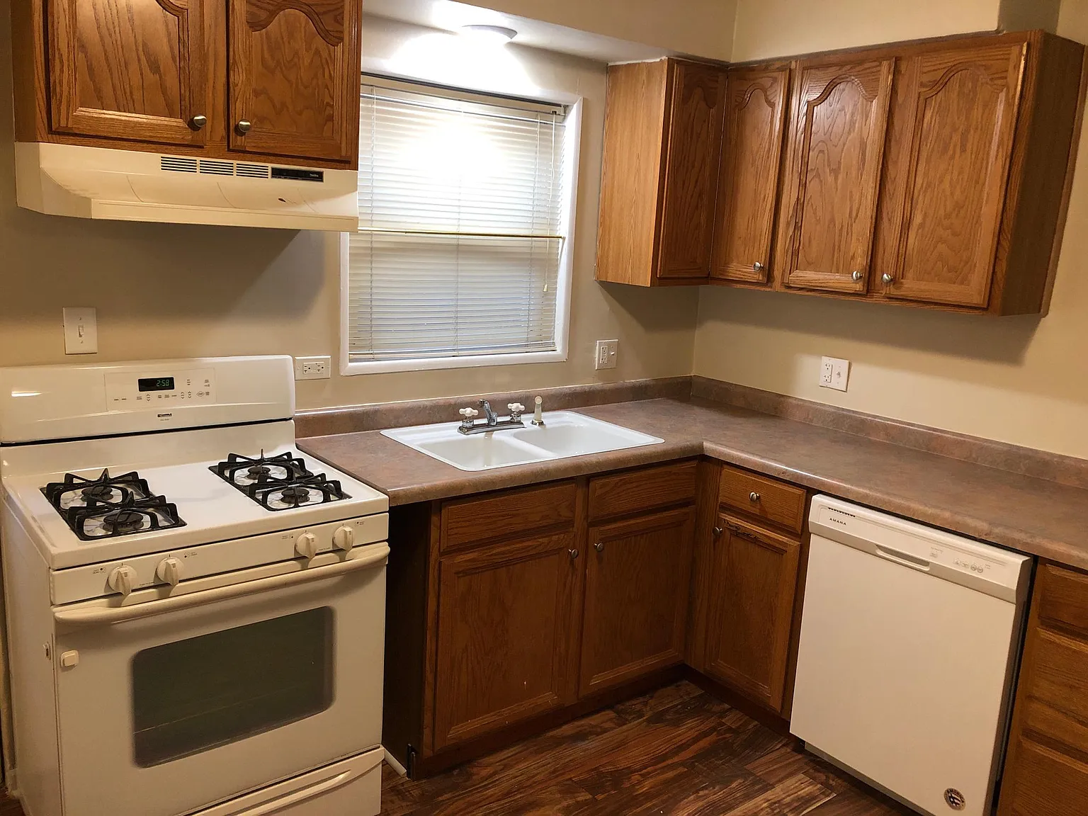 3629 177th Pl photo 1