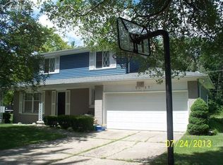 5243 Kimberly Dr, Grand Blanc, MI 48439