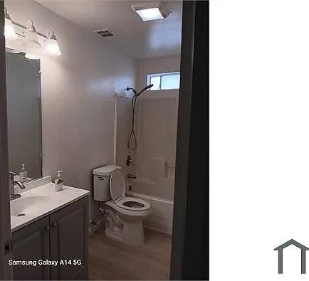 25830 Roosevelt St — Photo 13