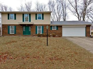 317 Goldenrod Ln, Swansea, IL