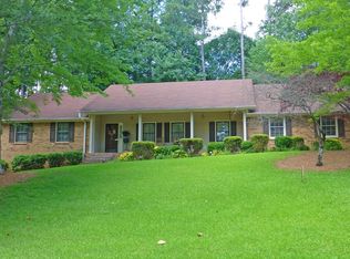 3959 Allenhurst Dr, Norcross, GA 30092