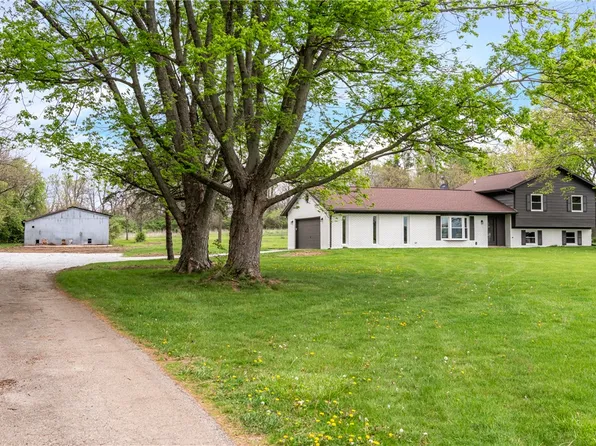 5775 E Casstown Clark Rd, Casstown, OH 45312