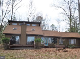 188 Fairway Ln, Montross, VA 22520