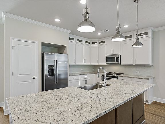 5th image of 5629 Hayduke Ln