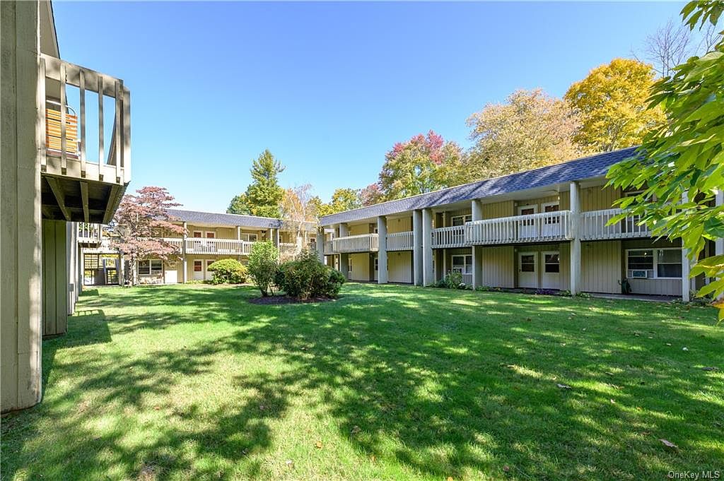 110 Wild Oaks Road UNIT 110, Goldens Bridge, NY 10526 | Zillow