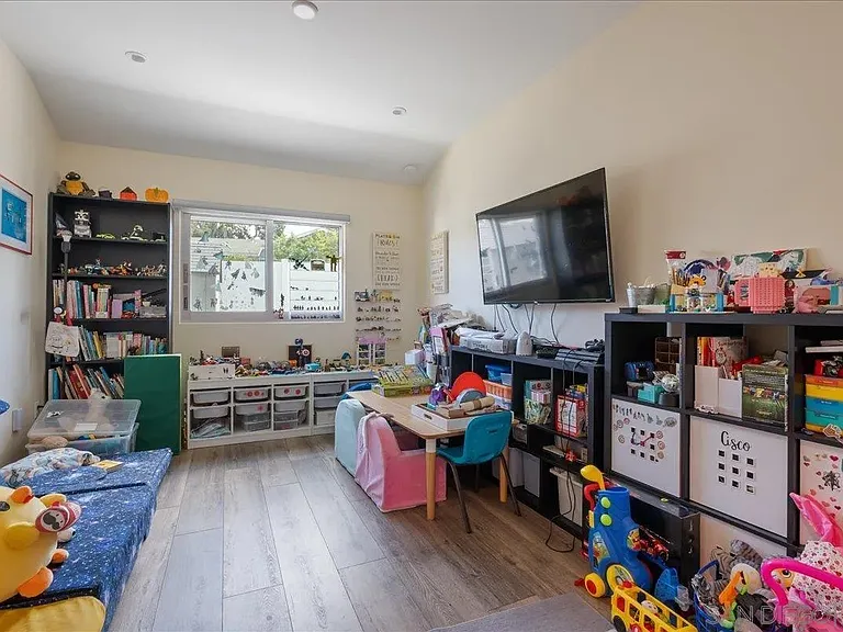 Bonus Room