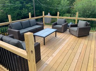 6 Meadowlark Dr, Stevens, PA 17578