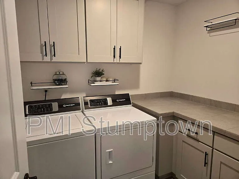 9645 SE Jeanne Rd — Photo 20