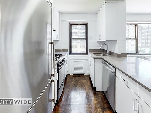 4th image of 405 E 56th St #8EA