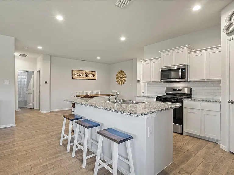 5405 N Wind Ln — Photo 8