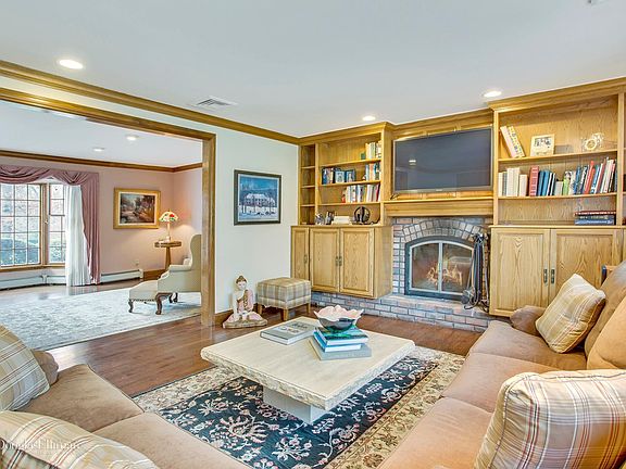 4th image of 22 Hemingway Dr