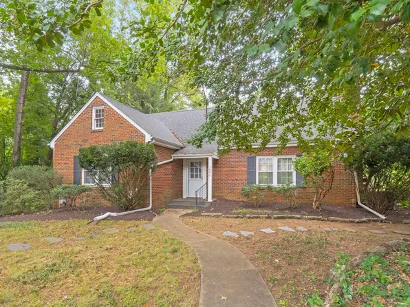 1606 Grove Rd, Charlottesville, VA 22901