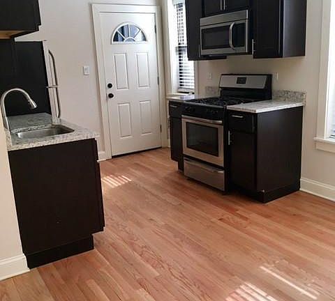 4th image of 4034 N Ashland 4036x Gdn #W3a