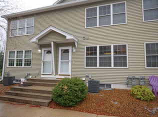 17 Steeple Chase Rd #17, Hampstead, NH 03841