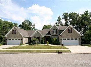 12195 Worthington Ct, Grand Blanc, MI 48439