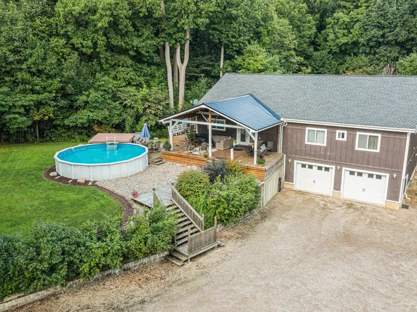 11402 M 60, Three Rivers, MI 49093