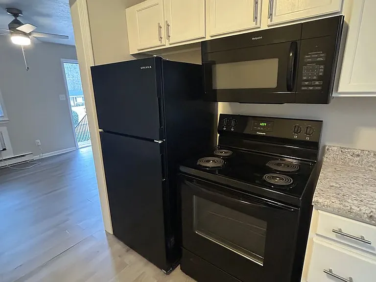 7569 Faraday Pl — Photo 9