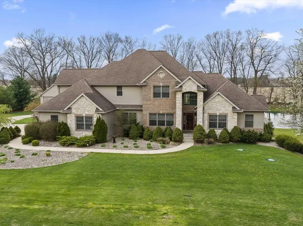 53785 Blue Lake Dr, Elkhart, IN 46514