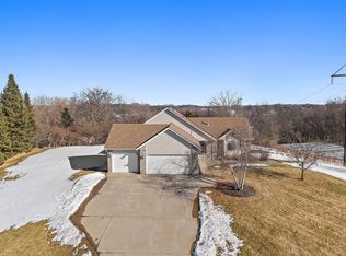 14520 Edgewood Rd, Rogers, MN 55374