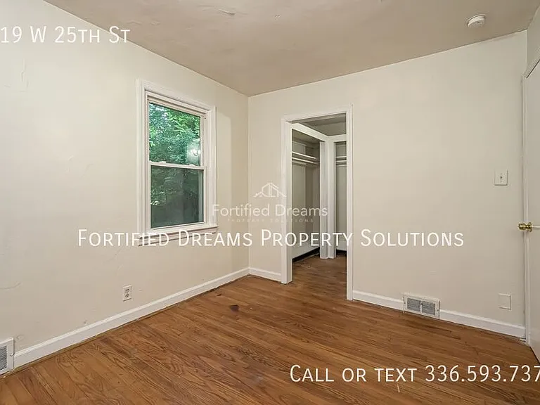 319 W 25th St — Photo 12