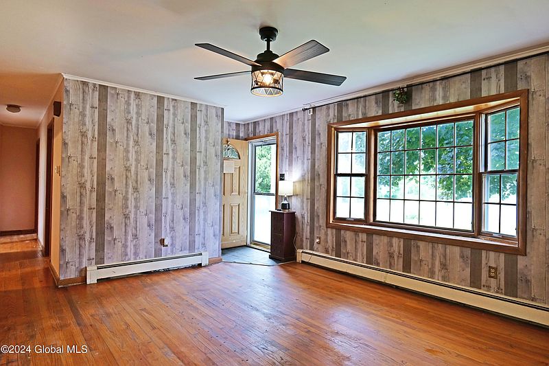 3rd image of 230 Miller Road