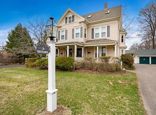 89 May St APT 3, Needham, MA 02492