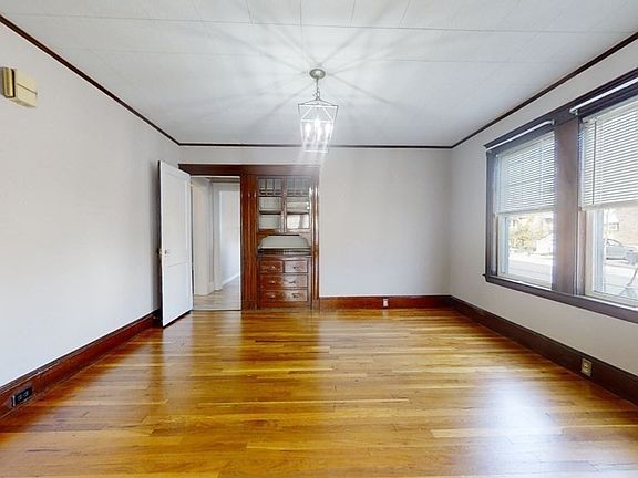 5th image of 104-106 Waverley Ave