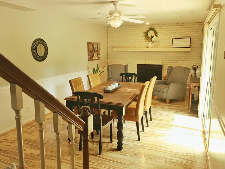 805 Buckboard Blvd — Photo 5