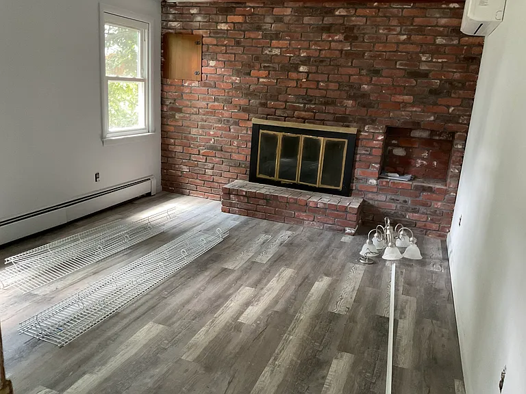 56 Moody St — Photo 2