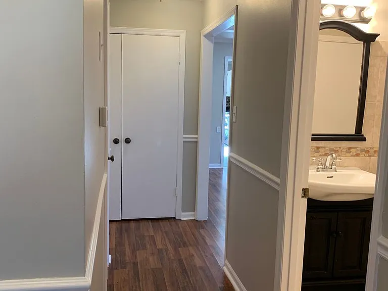 5303 Ainsworth Dr — Photo 12