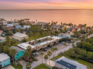 211 W Bahama St #104, South Padre Island, TX 78597