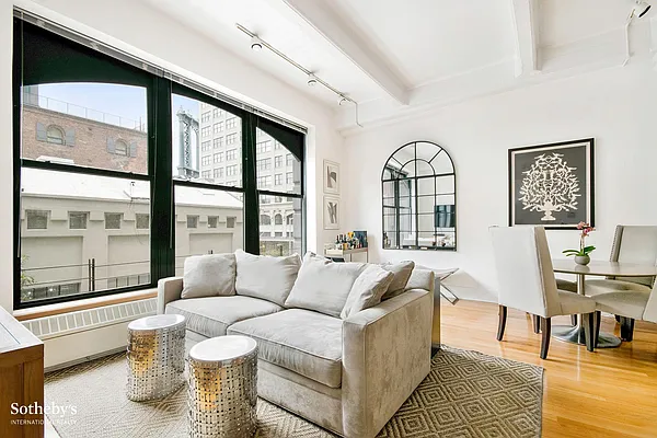 Sold by Sotheby's International Realty | media 13