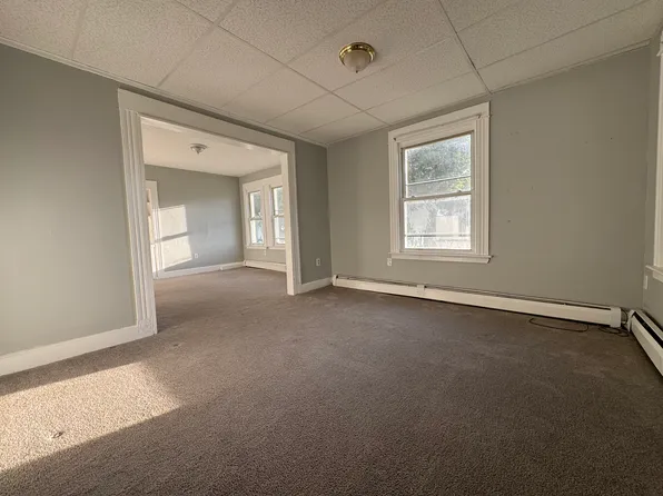 55 Wildwood Ave #1, Waterbury, CT 06710