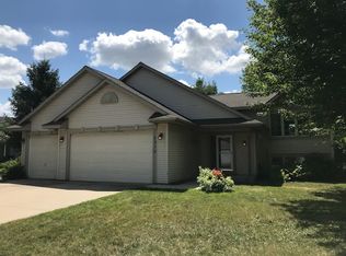 5315 Belmoral Ln NW, Rochester, MN 55901