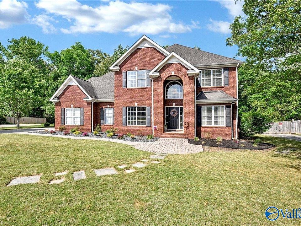 1st image of 1303 Spring Branch Dr NE
