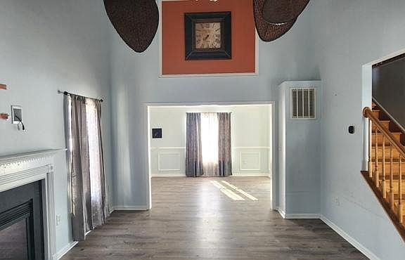 5th image of 351 Thumper Dr