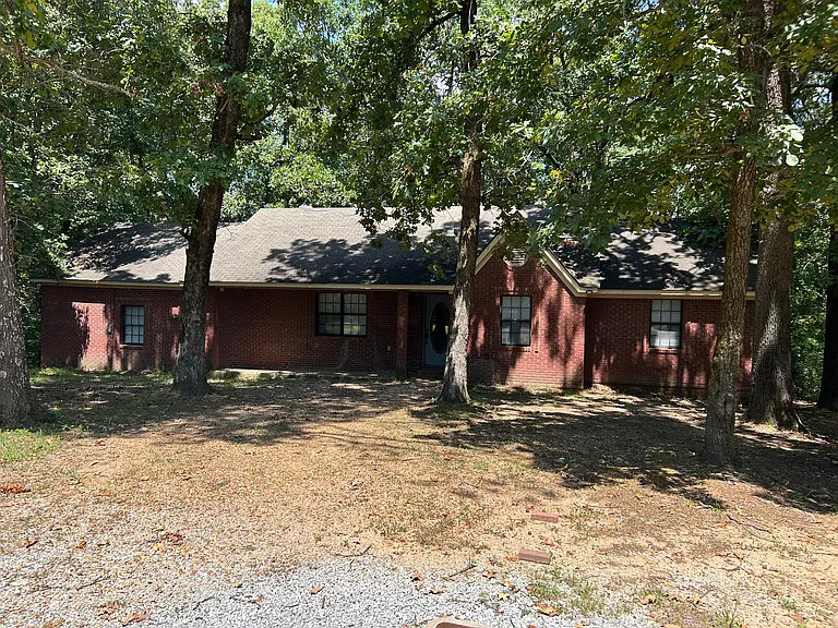 568 County Road 744 — Photo 1